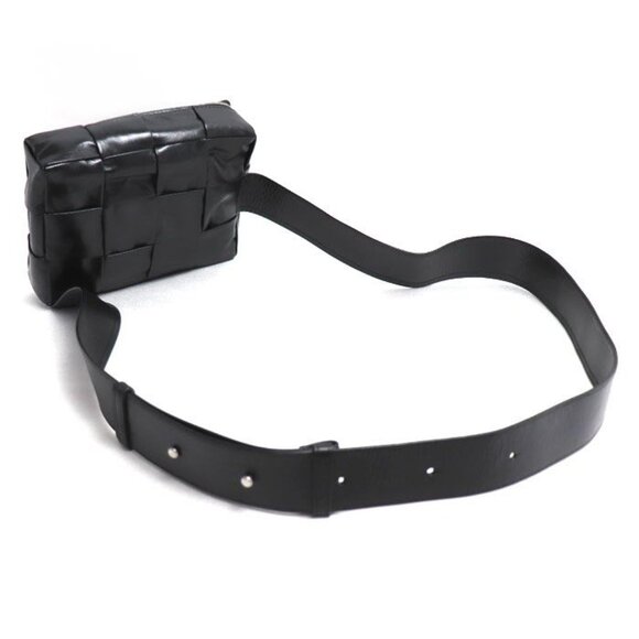 Bottega Veneta Maxi Intrecciato Cassette Sling Bag Body Bag Black - Picture 2 of 6